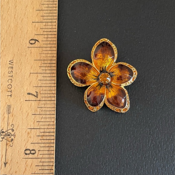 Vintage Joan Rivers Gold Plated Flower Brooch With Enamel And Swarovski Crystal - Picture 4 of 6
